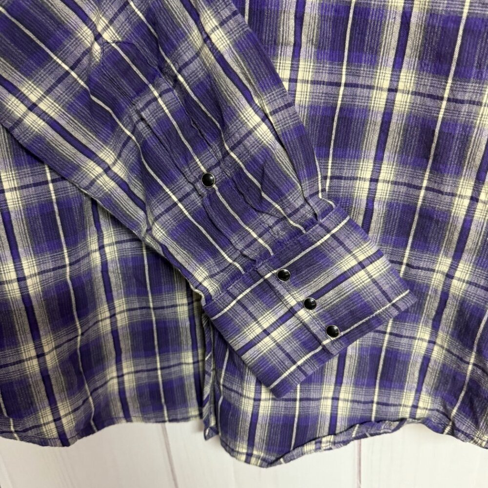 KÜHL Women’s Snap Shirt XL Purple Plaid Long Sleeve EUC - Picture 4 of 11